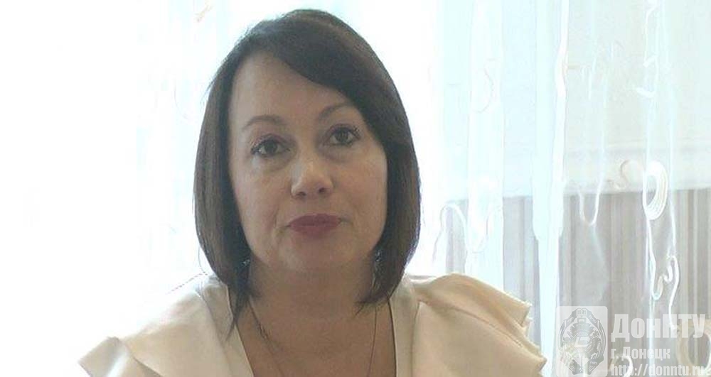 Начальник отдела кадров Харцызского сталепроволочно-канатного завода «Силур» Виктория Фесенко