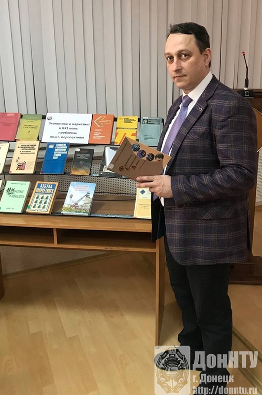 Матюшин Алексей Валериевич - зав. отделом финансово-экономических исследований (ГБУ «Институт экономических исследований»)