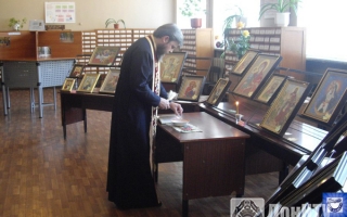 Отец Вадим, настоятель храма св. апостола Андрея Первозванного ДонНТУ