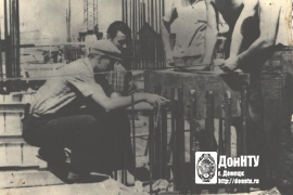 Студ отряд ДПИ на строительных работах в Калмыкии (1974 г.)