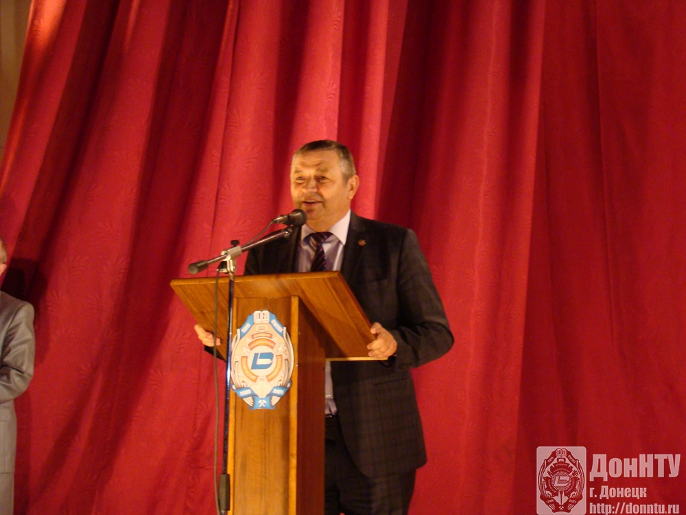 Выступает Михаил Кушаков